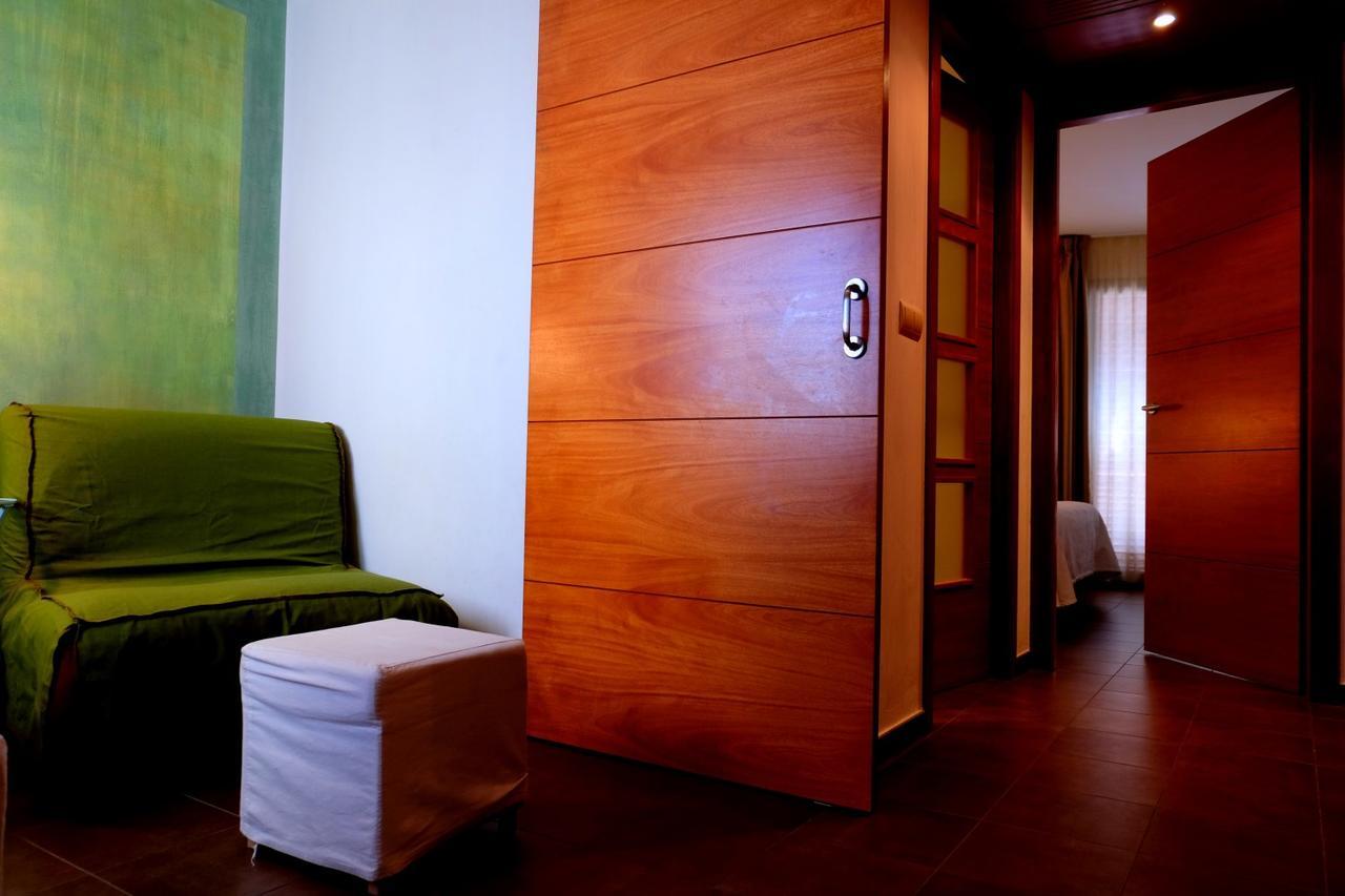 Hotel Carmen Roses Eksteriør bilde